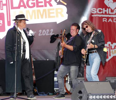 Frank Zander bei der Schlager Radio Schlager Hammer Tour 2022 in Oranienburg.