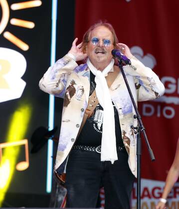 Frank Zander bei der Schlager Radio Schlager Hammer Tour 2022 in Oranienburg.