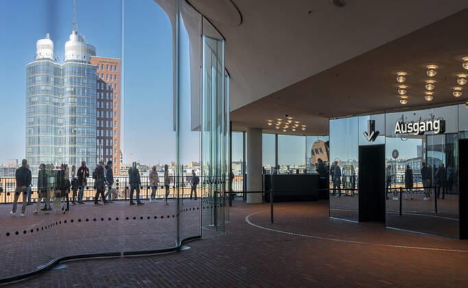Aussichtsplattform in der Elbphilharmonie, Hamburg, Deutschland