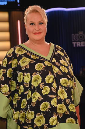 Comedienne Daphne de Luxe, bürgerlich Daphne Haderlein zu Gast in der WDR Talkshow Kölner Treff