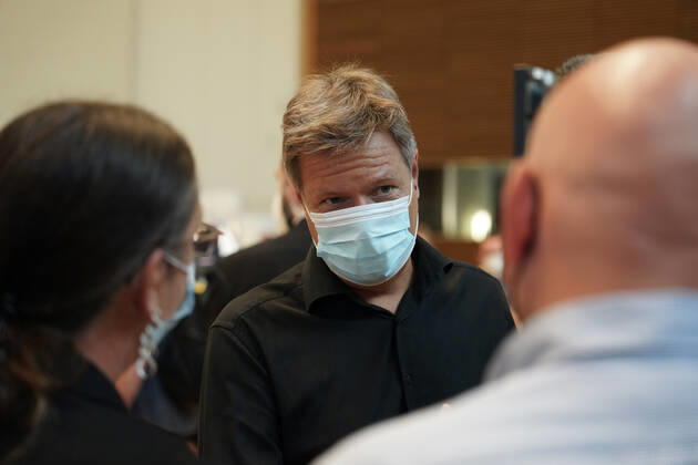 Stefan Wenzel, Parlamentarischer Staatssekretär 20.8.2022 Robert Habeck, Bundesminister für Wirtschaft und Klimaschutz, beim Tag der offenen Tür der Bundesregierung im Wirtschaftsministerium, beim unangekündigtem Rundgang Berlin Berlin GER