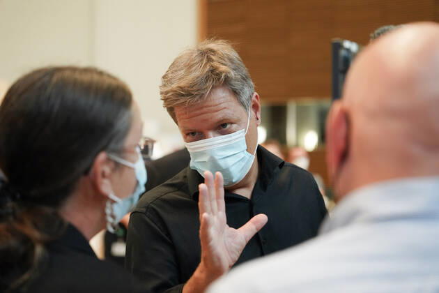 Stefan Wenzel, Parlamentarischer Staatssekretär 20.8.2022 Robert Habeck, Bundesminister für Wirtschaft und Klimaschutz, beim Tag der offenen Tür der Bundesregierung im Wirtschaftsministerium, beim unangekündigtem Rundgang Berlin Berlin GER