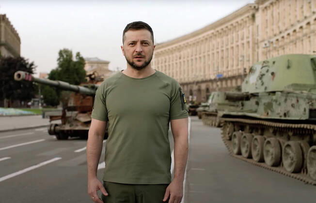 Bilder des Jahres 2022, News 08 August News Themen der Woche KW34 News Bilder des Tages August 24, 2022, KIev, Ukraine: Ukrainian President VOLODYMYR ZELENSKYY delivers his speech on Independence Day of Ukraine, in Kiev, in this image provided by Ukraine presidency office. KIev Ukraine - ZUMAz03_ 20220824_int_z03_030 Copyright: xUkrainexPresidencyx