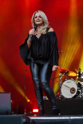 Bonnie Tyler auf dem Jazz & Joy Festival in Worms. Bonnie Tyler Die britischen Pop- und Rocksängerin Bonnie Tyler auf dem Jazz & Joy Festival in Worms. Copyright: xEventpressxKorpakx