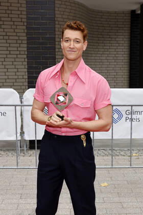 Schauspieler Daniel Donskoy bei der 58. Verleihung des Grimme Preises 2022 im Theater der Stadt Marl. Marl, 26.08.2022 NRW Deutschland Copyright: xChristophxHardtx