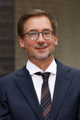 Creative Director Thomas Schmitt bei der 58. Verleihung des Grimme Preises 2022 im Theater der Stadt Marl. Marl, 26.08.2022 NRW Deutschland Copyright: xChristophxHardtx