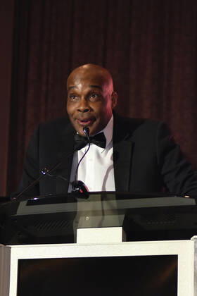 LAS VEGAS, NV - AUGUST 27: Michael Nunn speaking at the Induction Ceremony & Dinner for the 2022 Nevada Boxing Hall Of Fame at Resorts World Las Vegas in Las Vegas,Nevada, on August 27, 2022. Copyright: xDeeCeexCarterx