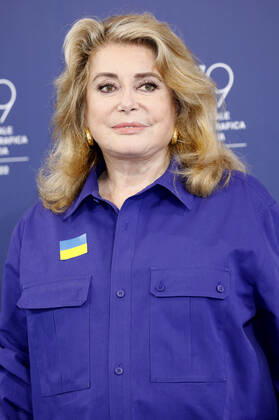 Filmfestspiele in Venedig, Catherine Deneuve Photocall - Verleihung Goldener Löwe Lebenswerk Catherine Deneuve beim Photocall anlässlich der Verleihung des Goldenen Löwen für das Lebenswerk auf der Biennale di Venezia 2022 79. Internationale Filmfestspiele von Venedig im Palazzo del Casino. Venedig, 31.08.2022