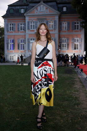 Schauspielerin Lavinia Wilson beim Kölner Emmy Cocktail 2022 anlässlich der 16. Kölner Jurysitzung des International Emmy auf Schloss Arff. Köln, 31.08.2022 NRW Deutschland Copyright: xChristophxHardtx