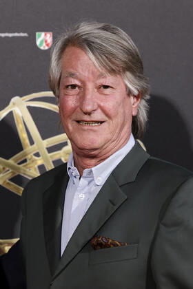 Verleger Christian DuMont Schütte beim Kölner Emmy Cocktail 2022 anlässlich der 16. Kölner Jurysitzung des International Emmy auf Schloss Arff. Köln, 31.08.2022 NRW Deutschland Copyright: xChristophxHardtx