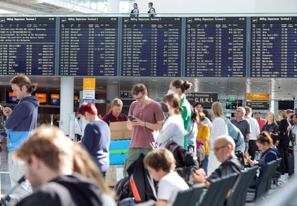 Piloten Streik der Lufthansa 800 Flüge werden gestrichen am Flughafen in München Datum: 02.09.2022