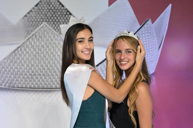 Italy: Miss Toscana 2022 Nicole Ninci crowned by Miss Italy 2021 Zeudi di Palma during the finals of the beauty contest Miss Toscana 2022 in Casciana Terme. Casciana Terme Pisa Italy Copyright: StefanoxDallexLuche