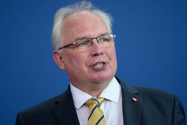 Empfang der Preistraeger des 57. Bundeswettbewerbs Jugend forscht durch den Bundeskanzler und die Bundesbildungsministerin Aktuell, 06.09.2022, Berlin, Dr. Sven Baszio, Geschaeftsfuehrer der Stiftung Jugend forscht e.V. im Portrait bei seinen Grussworten im Rahmen des Empfang der Preistraegerinnen und Preistraeger fuer den 57. Bundeswettbewerb Jugend forscht im Bundeskanzleramt Berlin Berlin Deutschland