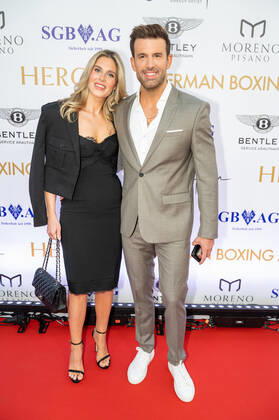 20220904 HERQUL GERMAN BOXING AWARDS BERLIN, GERMANY - SEPTEMBER 4 2022 : Jay Khan, Jessie Noe Scheuermann at - HERQUL GERMAN BOXING AWARDS on September 4, 2022 in Berlin, . Berlin Berlin Germany