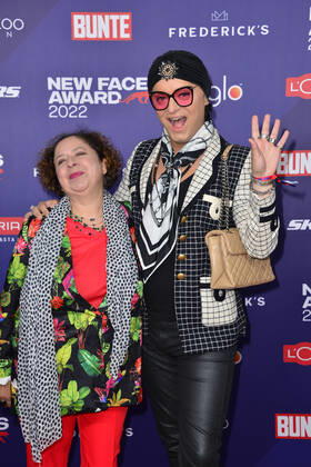 Franziska Traub Julian F.M. Stoeckel und beim Bunte New Faces Award STYLE in Berlin 08.09.2022