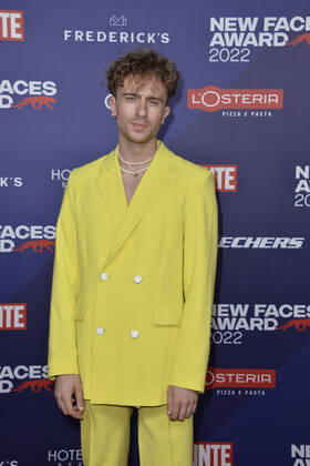 Felix Nieder beim Bunte New Faces Award STYLE in Berlin 08.09.2022