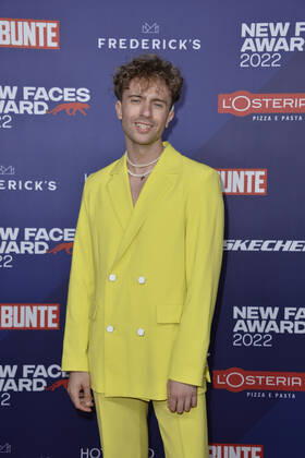 Felix Nieder beim Bunte New Faces Award STYLE in Berlin 08.09.2022