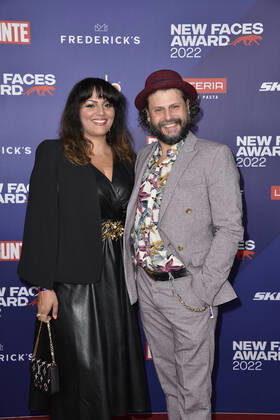 Manuel Cortez mit Freundin Saina Bayatpour beim Bunte New Faces Award STYLE in Berlin 08.09.2022