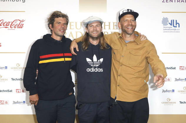 Sportfreunde Stiller bei der Verleihung des Deutschen Radiopreises 2022 im Schuppen 52. Hamburg, 08.09.2022