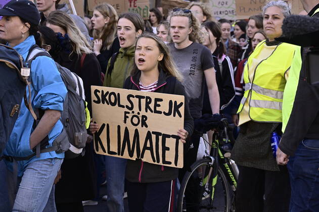 Greta Thunberg participates when Fridays For Futures organizes a climate strike in connection with the general elections in Sweden, Stockholm, September 09, 2022 STOCKHOLM Sweden x10090x  Copyright: xClaudioxBresciani TTx FRIDAYS FOR FUTURE