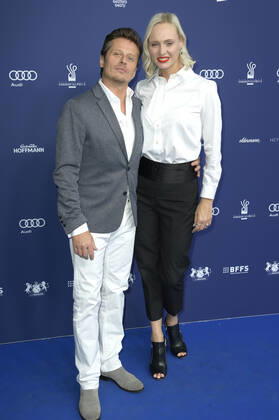 Roman Knizka und Nele Herrmann bei der Verleihung des Deutschen Schauspielpreises 2022 im Restaurant Spindler & Klatt. Berlin, 09.09.2022