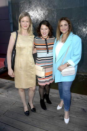 Stephanie Stremler, Esther Zimmering und Rebecca Immanuel bei der Verleihung des Deutschen Schauspielpreises 2022 im Restaurant Spindler & Klatt. Berlin, 09.09.2022