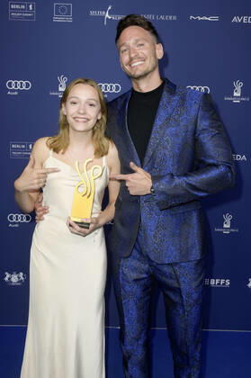 Dora Zygouri und Vladimir Burlakov bei der Verleihung des Deutschen Schauspielpreises 2022 im Restaurant Spindler & Klatt. Berlin, 09.09.2022