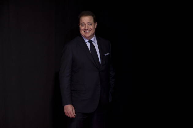 September 11, 2022, Toronto, ON, CAN: Brendan Fraser arrives the Toronto International Film FestivalöÄÃ s Tribute Award on Sunday, Sept. 11, 2022. Toronto CAN  - ZUMAc35_ 20220911_zaf_c35_198 Copyright: xChrisxYoungx