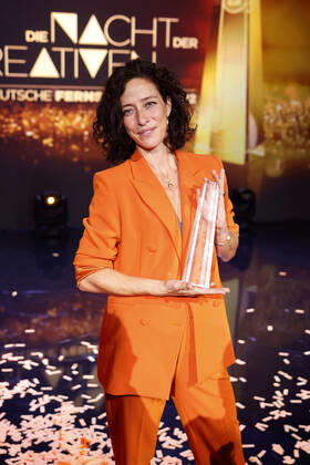 Filmeditorin Friederike Weymar, Preisträgerin in der Kategorie Bester Schnitt Fiktion, bei der Verleihung des Deutschen Fernsehpreises bei Die Nacht der Kreativen - Der Deutsche Fernsehpreis 2022. Köln, 13.09.2022 NRW Deutschland Copyright: xChristophxHardtx