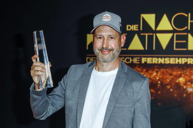 Johannes Spiecker bei der Verleihung des Deutschen Fernsehpreises 2022 - Die Nacht der Kreativen im Studio Ehrenfeld. Köln, 13.09.2022