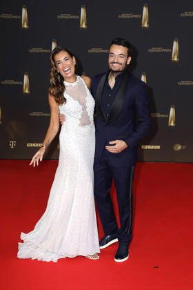 Jana Ina und Giovanni Zarrella bei der Deutscher Fernsehpreis Verleihung am 14.09.2022 in Koeln Deutscher Fernsehpreis Verleihung 2022 in Köln