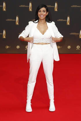 Der Deutsche Fernsehpreis 2021 Collien Ulmen-Fernandes auf dem roten Teppich bei der Verleihung Der Deutsche Fernsehpreis Die TV-Highlights des Jahres am 14. September in den MMC Studios Köln. Copyright: xEventpressxGolejewskix