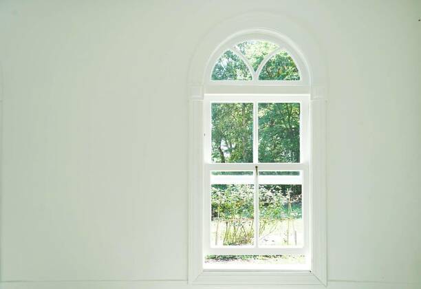  White room window (background material), White room window (background material). Shooting Location: Hokkaido, White room window (background material). Shooting Location: Hokkaido, 31.07.2022, Copyright: xkanzilyoux Panthermedia31658938.jpg