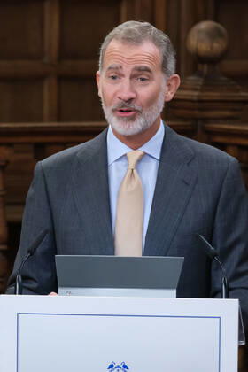 September 20, 2022, Madrid, Spain: King Felipe VI of Spain seen during the delivery of the Camino Real Award on its fifth edition at the auditorium of the University of Alcala, in Alcala de Henares, Madrid. The Camino Real award has been granted by the Franklin Institute of the University of Alcala, which recognizes the professional work of Spaniards who in an outstanding and exemplary way project and enhance the positive image of Spain in the United States. The projection of the image of Spain in North America by the tennis player, means his triumph in the US Open (2019), as well as in previous editions of 2010, 2013, 2017 and in other tournaments played in North America. Madrid Spain - ZUMAs197 20220920_zaa_s197_122 Copyright: xAtilanoxGarciax
