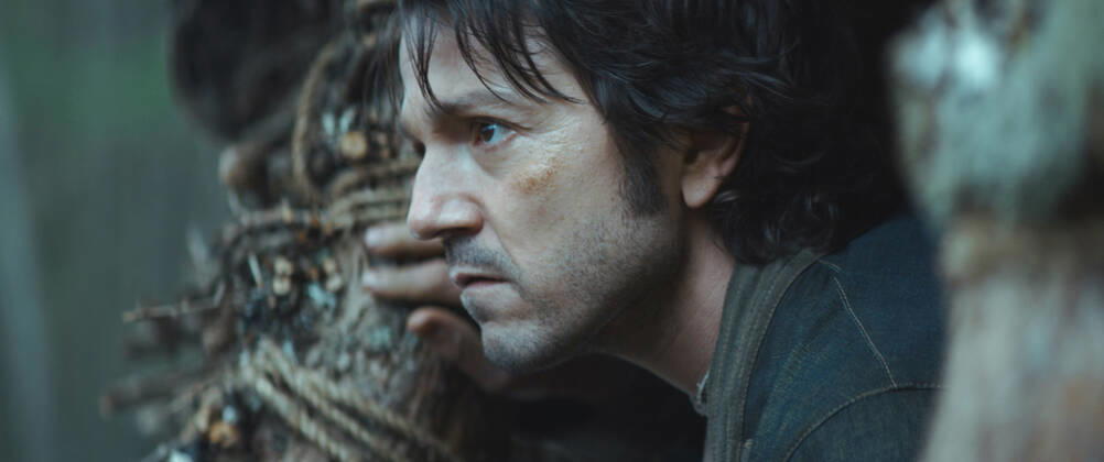 Cassian Andor (Diego Luna) in Lucasfilm s Andor (2022), Photo credit: Lucasfilm Ltd. Copyright: xLucasfilmxLtd.x 34407-035THA