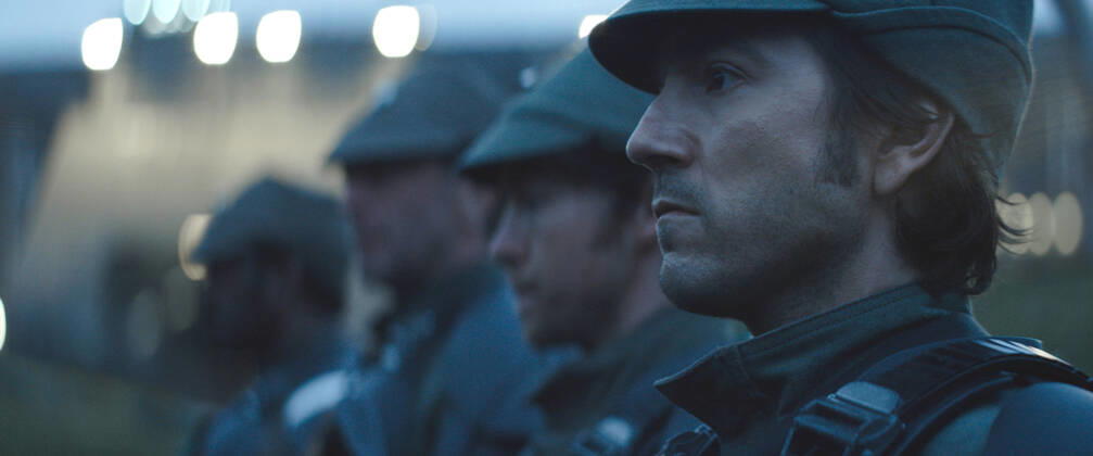 Cassian Andor (Diego Luna) in Lucasfilm s Andor (2022), Photo credit: Lucasfilm Ltd. Copyright: xLucasfilmxLtd.x 34407-041THA