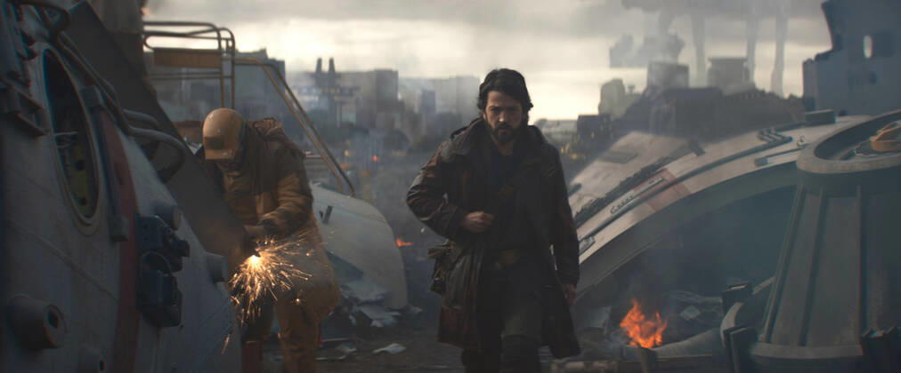 Cassian Andor (Diego Luna) in Lucasfilm s Andor (2022), Photo credit: Lucasfilm Ltd. Copyright: xLucasfilmxLtd.x 34407-043THA