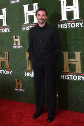 WASHINGTON, DC - SEPTEMBER 24: Bradley Cooper at HISTORYTalks 2022: Your Place in History at DAR Constitution Hall in Washington, DC on September 24, 2022. Copyright: xPatsyxLynchx