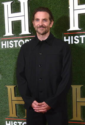 WASHINGTON, DC - SEPTEMBER 24: Bradley Cooper at HISTORYTalks 2022: Your Place in History at DAR Constitution Hall in Washington, DC on September 24, 2022. Copyright: xPatsyxLynchx