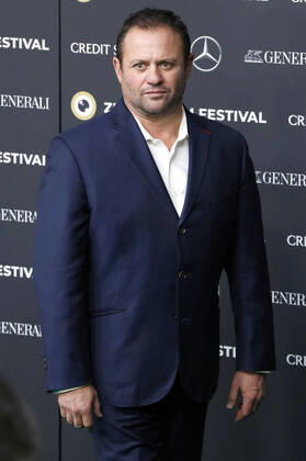 Scott Franklin bei der Verleihung des Golden Eye Award an Eddie Redmayne im Rahmen des Screenings des Netflix-Films The Good Nurse auf dem 18. Zurich Film Festival 2022 im Kongresshaus Zürich. Zürich, 25.09.2022