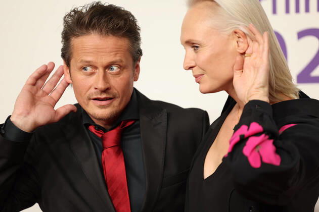 20. Deutsche Hörfilmpreis 2022 Roman Knizka mit Freundin Nele Herrmann Verrleihung des 20. Deutschen Hörfilmpreises 2022 in den Bolle Festsäle am Spree-Bogen in Berlin Copyright: xEventpressx