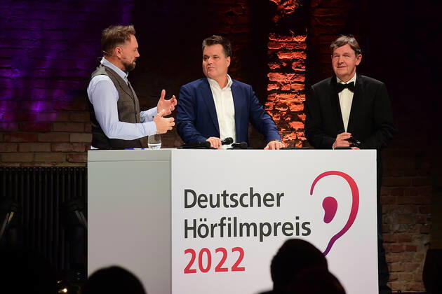 Verleihung des 20. Deutschen Hörfilmpreises Steven Gätjen, Jürgen Dusel, Hans-Werner Lange Verleihung des 20. Deutschen Hörfilmpreises 2022 in den BOLLE Festsäle am Spree-Bogen in Berlin am 27.09.2022