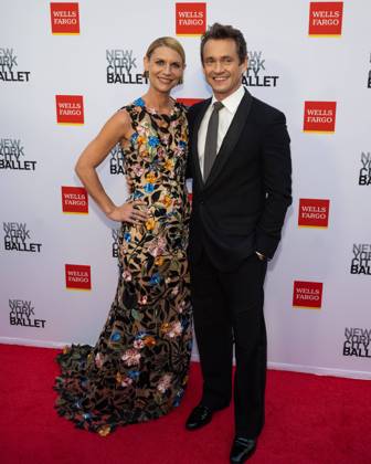 Entertainment Bilder des Tages Claire Danes and Hugh Dancy arrive on the red carpet at the New York City Ballet 2022 Fall Fashion Gala at the David H. Koch Theater in New York City on Wednesday, September 28th, 2022. 1 NYP20220928523 GabrielexHoltermann