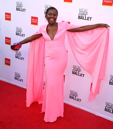 September 28, 2022, New York City, New York, USA: News personality DEBORAH ROBERTS attends the New York City Ballet 2022 Fall Fashion Gala held at the David H. Koch Theater at Lincoln Center. New York City USA - ZUMAk03_ 20220928_zaf_k03_008 Copyright: xNancyxKaszermanx