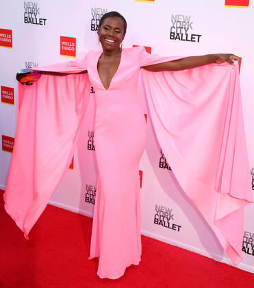 September 28, 2022, New York City, New York, USA: News personality DEBORAH ROBERTS attends the New York City Ballet 2022 Fall Fashion Gala held at the David H. Koch Theater at Lincoln Center. New York City USA - ZUMAk03_ 20220928_zaf_k03_009 Copyright: xNancyxKaszermanx