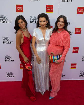 (L-R) Alessia Fendi, Fe Fendi and Paola Fendi arrive on the red carpet at the New York City Ballet 2022 Fall Fashion Gala at the David H. Koch Theater in New York City on Wednesday, September 28, 2022. 1 NYP20220928543 GabrielexHoltermann