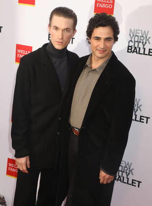September 28, 2022, New York City, New York, USA: HARRISON BALL and ZAC POSEN attend the New York City Ballet 2022 Fall Fashion Gala held at the David H. Koch Theater at Lincoln Center. New York City USA - ZUMAk03_ 20220928_zaf_k03_046 Copyright: xNancyxKaszermanx
