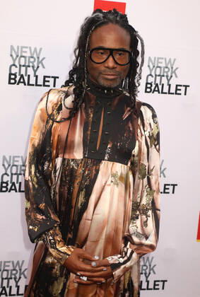 September 28, 2022, New York City, New York, USA: BILLY PORTER attends the New York City Ballet 2022 Fall Fashion Gala held at the David H. Koch Theater at Lincoln Center. New York City USA - ZUMAk03_ 20220928_zaf_k03_048 Copyright: xNancyxKaszermanx