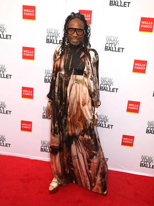 September 28, 2022, New York City, New York, USA: BILLY PORTER attends the New York City Ballet 2022 Fall Fashion Gala held at the David H. Koch Theater at Lincoln Center. New York City USA - ZUMAk03_ 20220928_zaf_k03_054 Copyright: xNancyxKaszermanx