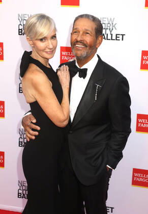 September 28, 2022, New York City, New York, USA: HILARY GUMBEL and BRYANT GUMBEL attend the New York City Ballet 2022 Fall Fashion Gala held at the David H. Koch Theater at Lincoln Center. New York City USA - ZUMAk03_ 20220928_zaf_k03_069 Copyright: xNancyxKaszermanx